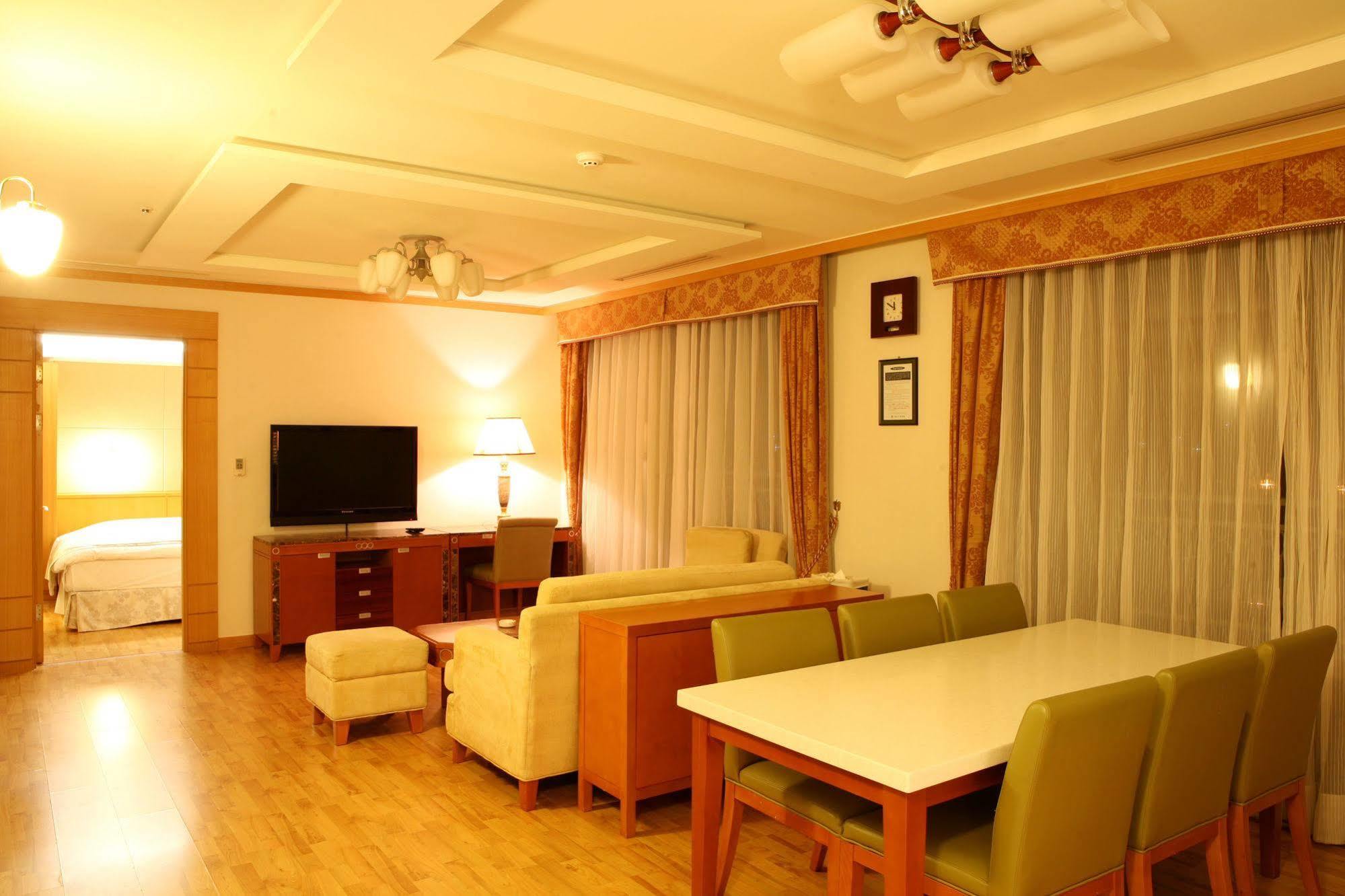 The K Jirisan Family Hotel Gurye Esterno foto
