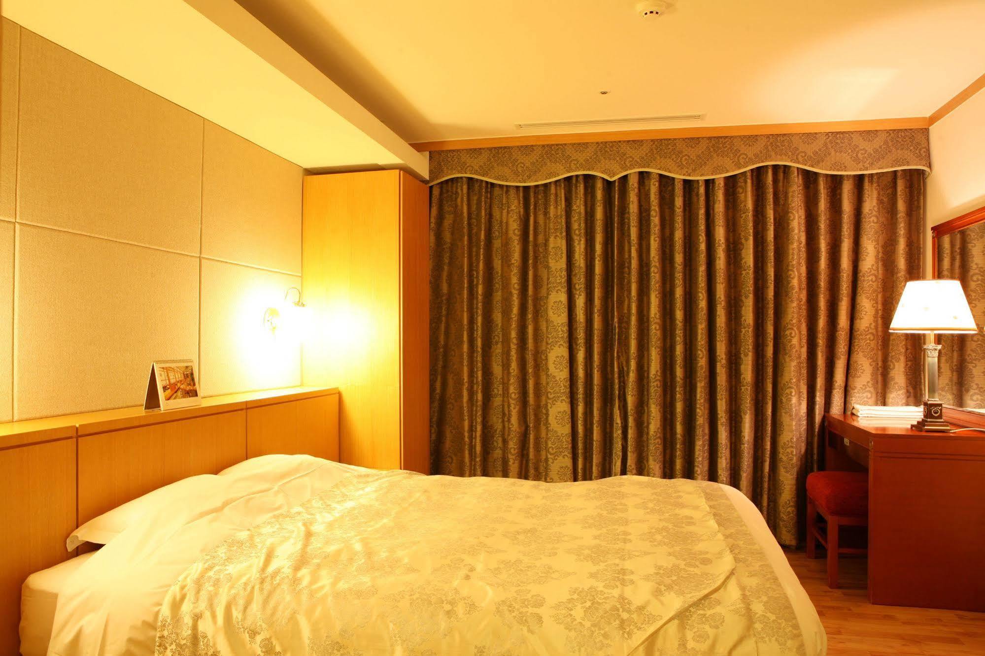 The K Jirisan Family Hotel Gurye Esterno foto